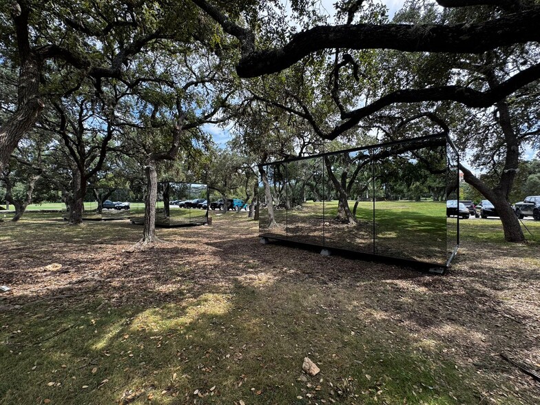 24405 Wilderness Oak, San Antonio, TX for lease - Building Photo - Image 3 of 10