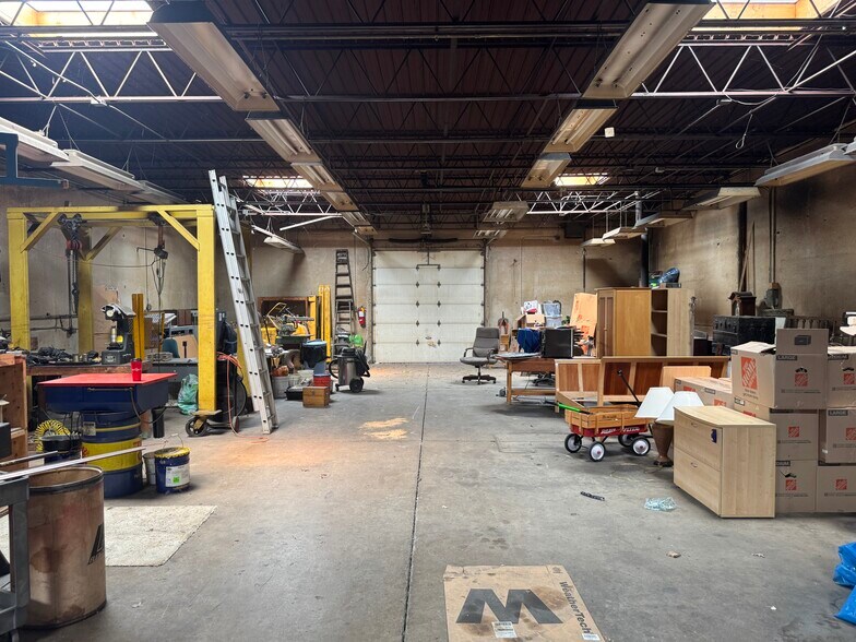 34550 Chester Rd, Avon, OH à vendre - Photo du bâtiment - Image 3 de 11