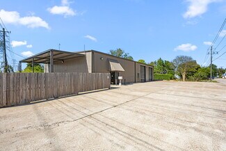 Plus de détails pour 2017 Lee Dr, Baytown, TX - Industriel à louer