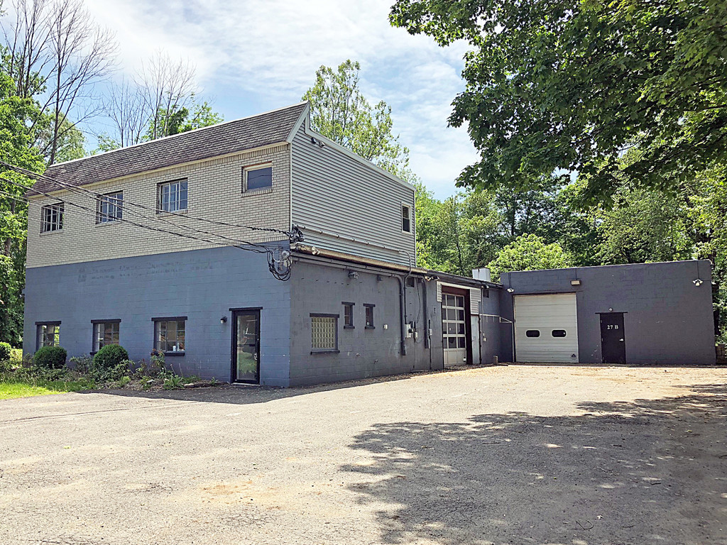 27 Station Rd, Brookfield, CT for sale Building Photo- Image 1 of 1