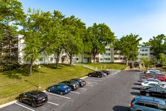 Plus de détails pour 165 County Road B2 E, Little Canada, MN - Multi-résidentiel à vendre