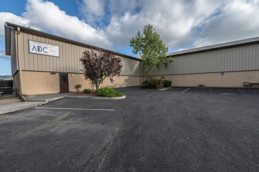 5145 Traffic Way, Atascadero, CA for sale - Building Photo - Image 2 of 10