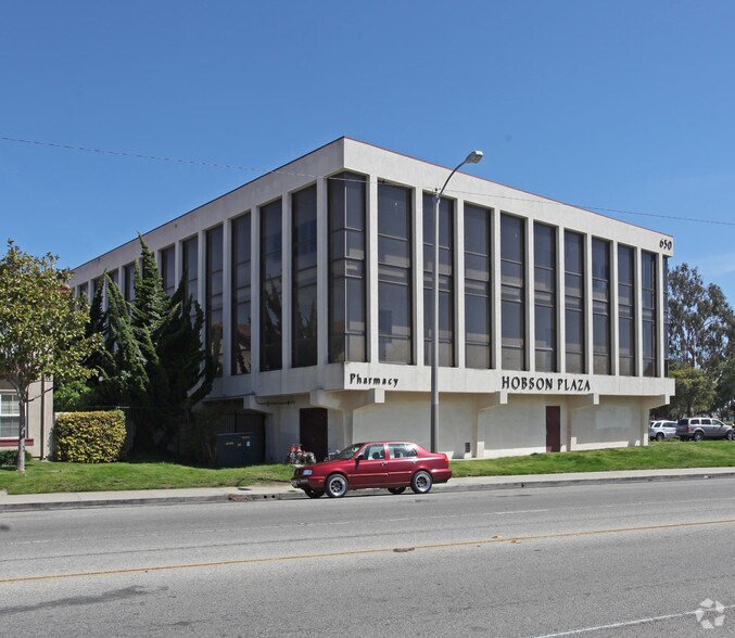 650 Hobson Way, Oxnard, CA à louer - Photo du bâtiment - Image 2 de 3