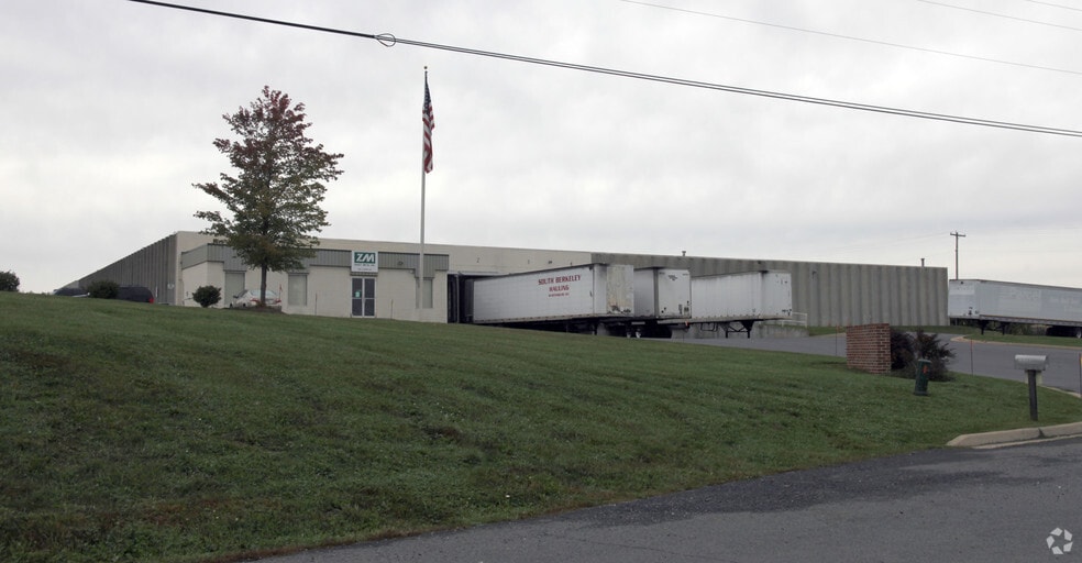 260 Lenoir Dr, Winchester, VA for sale - Building Photo - Image 2 of 2