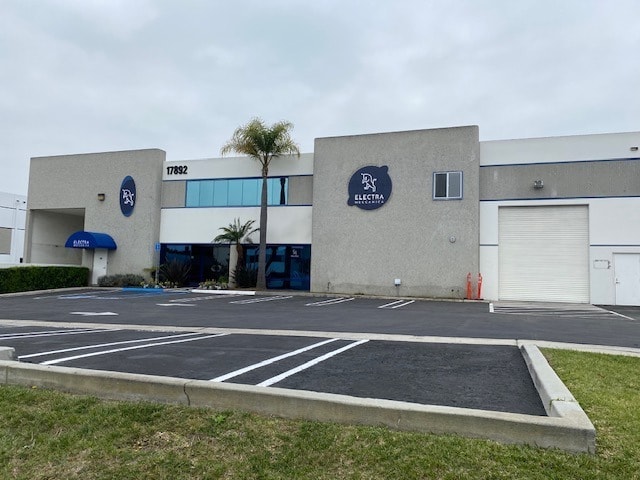 17892- B Gothard St, Huntington Beach, CA for lease - Building Photo - Image 3 of 31