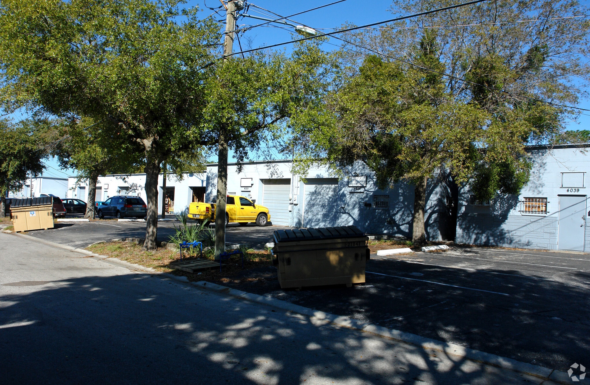 4055-4059 7th Ter, Saint Petersburg, FL for lease Primary Photo- Image 1 of 11