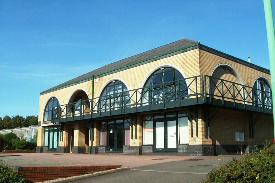 Rankine Rd, Basingstoke à louer - Photo du bâtiment - Image 1 de 2