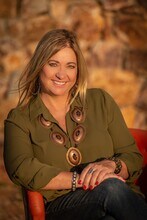Dede Pruett