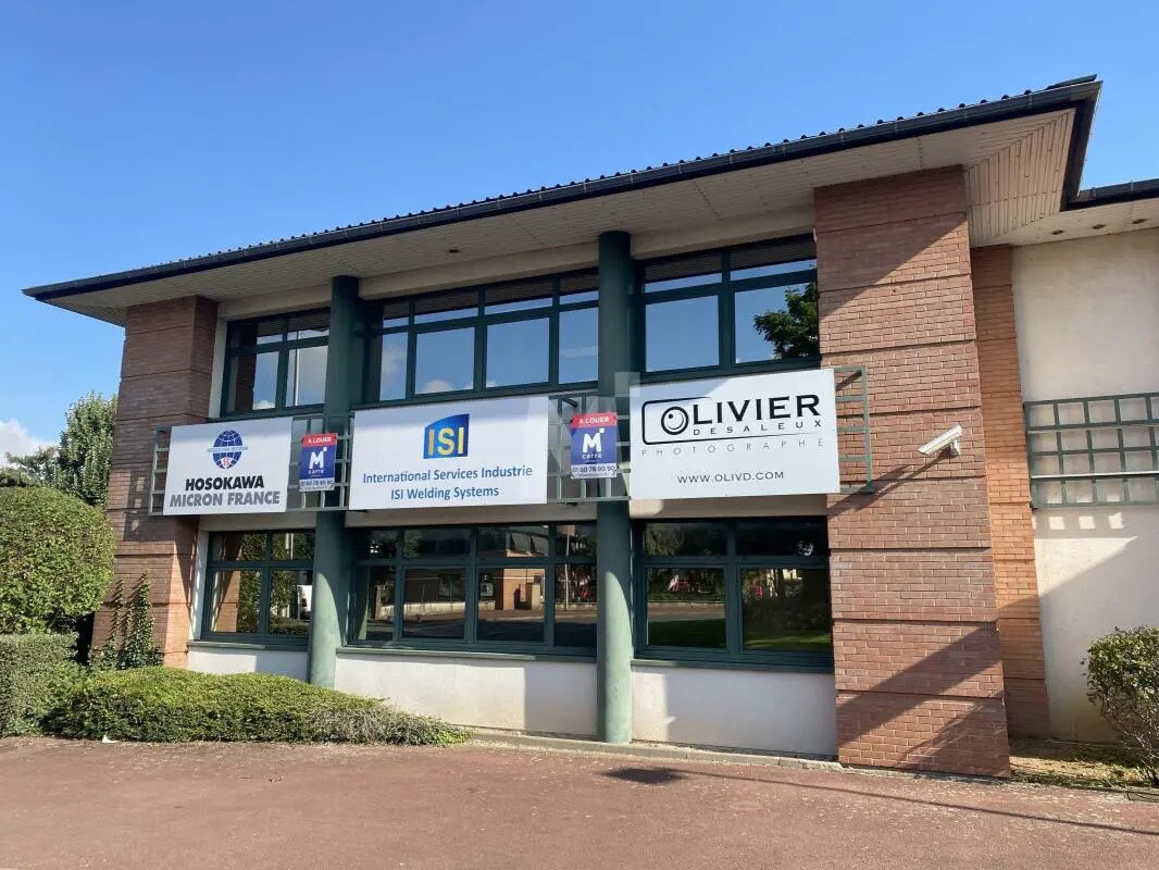 Bureau dans Évry-Courcouronnes à louer Photo du bâtiment- Image 1 de 4