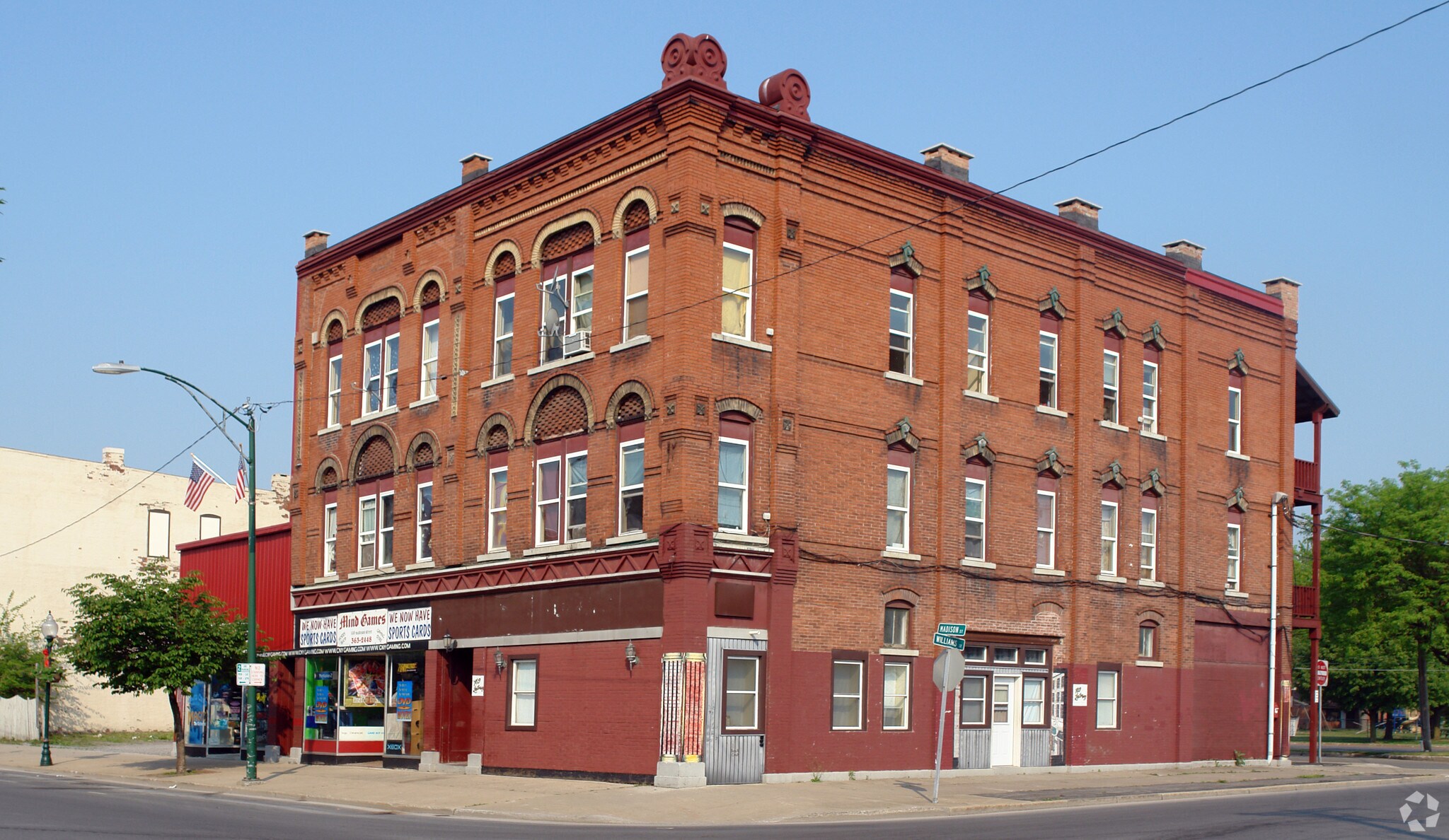 169-175 Madison St, Oneida, NY à vendre Photo principale- Image 1 de 3