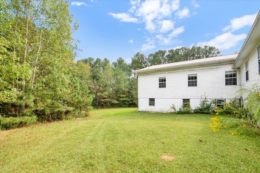 220 Burgett rd, Susan Moore, AL à vendre - Photo du bâtiment - Image 3 de 6