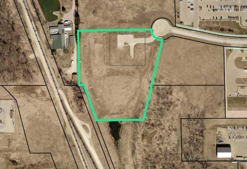 1405 26th Avenue Ct SW, Cedar Rapids, IA for sale - Building Photo - Image 2 of 3