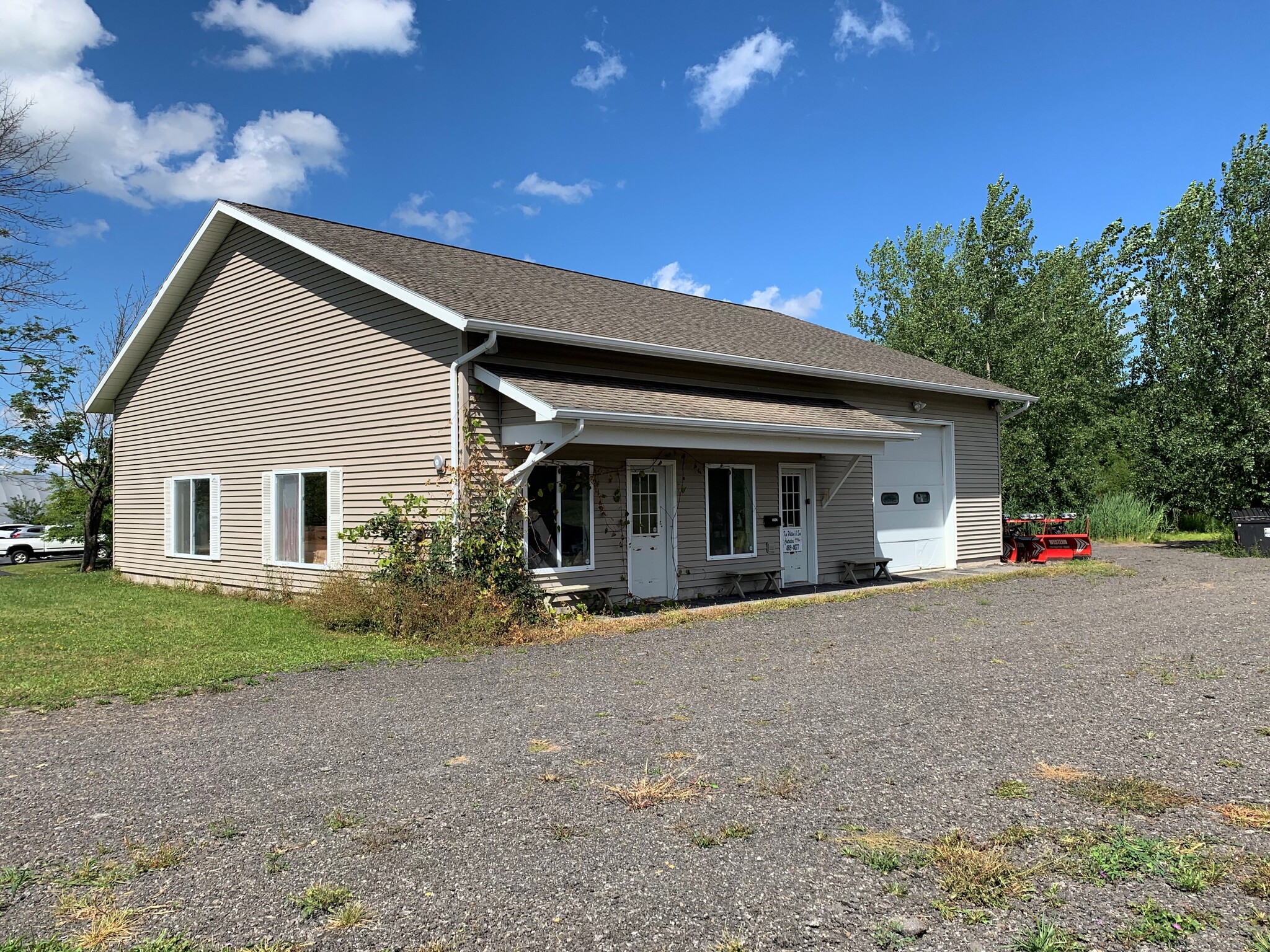 4604 Nixon Park Dr, Syracuse, NY à vendre Photo du bâtiment- Image 1 de 1