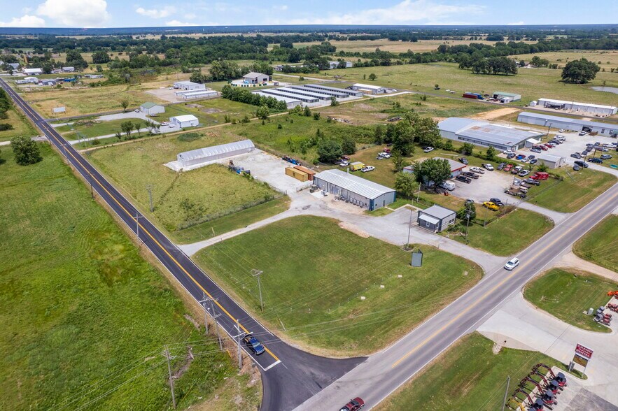 64050 E 290 Rd, Grove, OK à vendre - Photo du bâtiment - Image 3 de 10