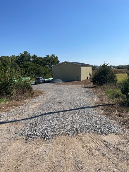 7201 Arbor Rd, Lincoln, NE for lease - Building Photo - Image 1 of 4