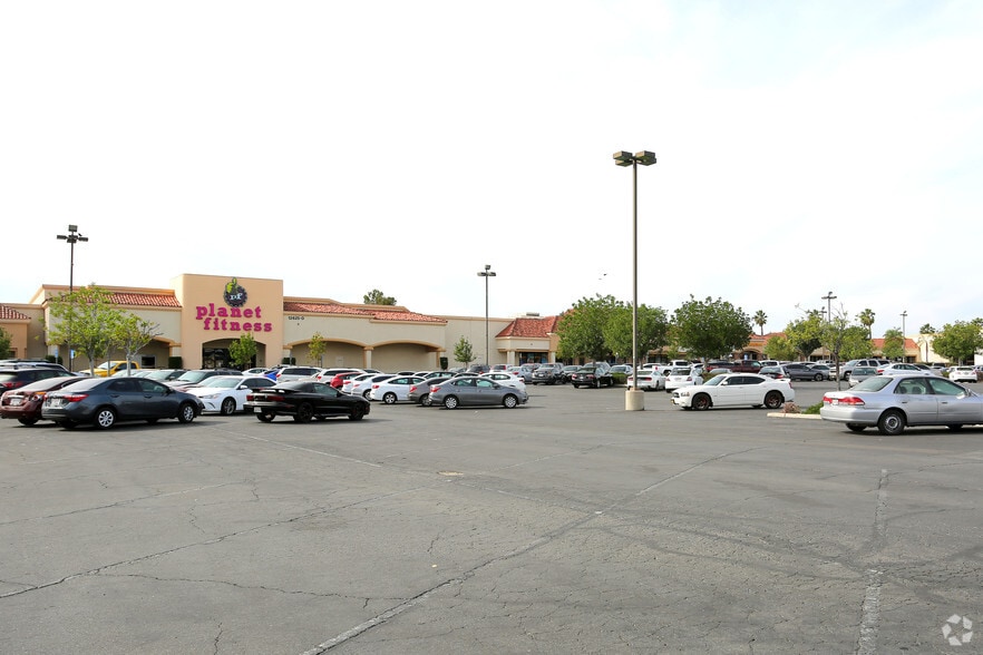 22950 Towngate Blvd, Moreno Valley, CA for lease - Building Photo - Image 1 of 2