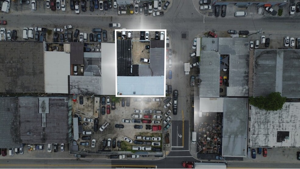 1025 E 45th St, Hialeah, FL for sale - Building Photo - Image 3 of 17