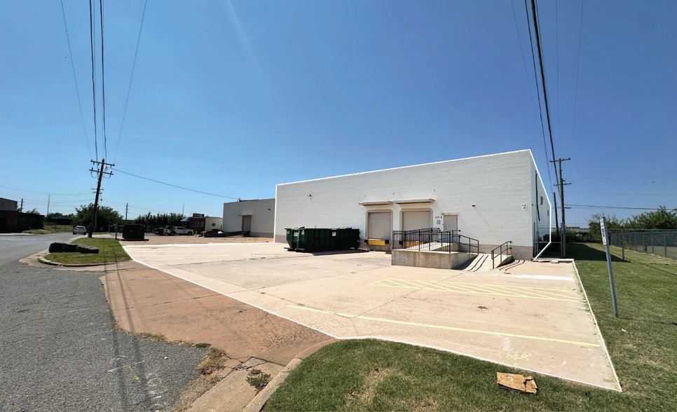 329 S Blackwelder Ave, Oklahoma City, OK for sale - Building Photo - Image 1 of 1