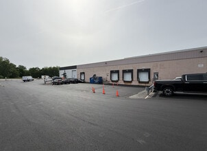 130 Commerce Way, Woburn, MA for lease Building Photo- Image 2 of 6