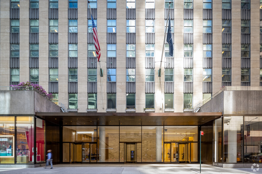 75 Rockefeller Plaza, New York, NY for lease - Building Photo - Image 3 of 17