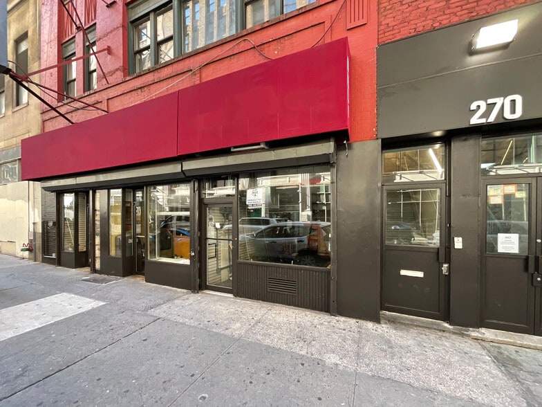 516 8th Ave, New York, NY for lease - Building Photo - Image 3 of 6