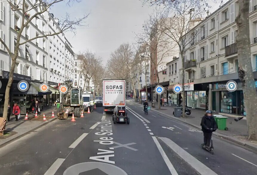 Retail in Paris for lease - Building Photo - Image 2 of 4