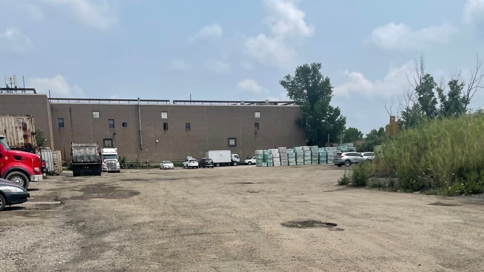 127-40 Willets Point Blvd, Flushing, NY for lease Building Photo- Image 1 of 6