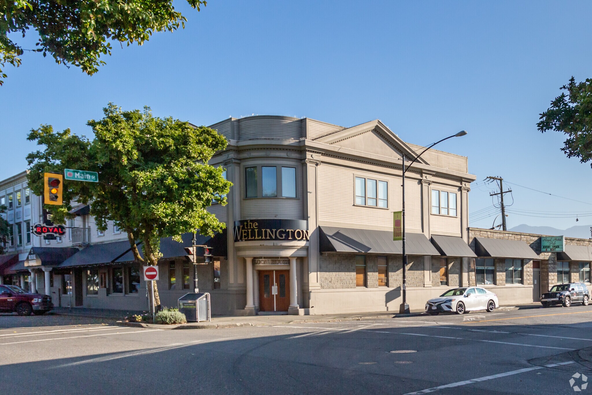 45886 Wellington Ave, Chilliwack, BC à vendre Photo principale- Image 1 de 28