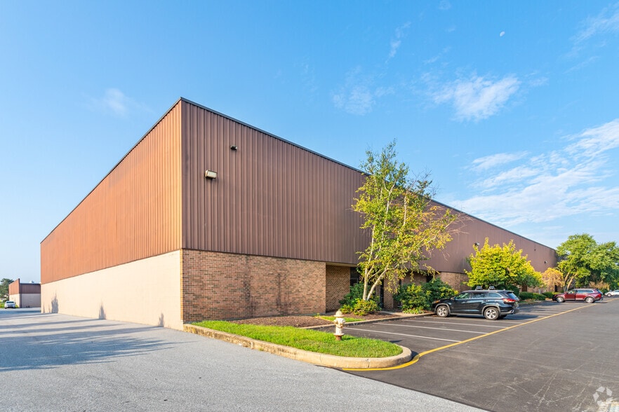 261 Quigley Blvd, New Castle, DE for lease - Building Photo - Image 3 of 5