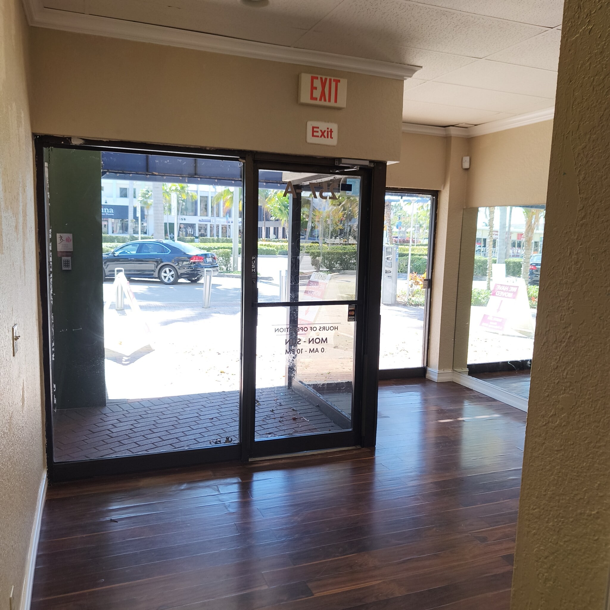 253 Commercial Blvd, Lauderdale By The Sea, FL à louer Photo intérieure- Image 1 de 7