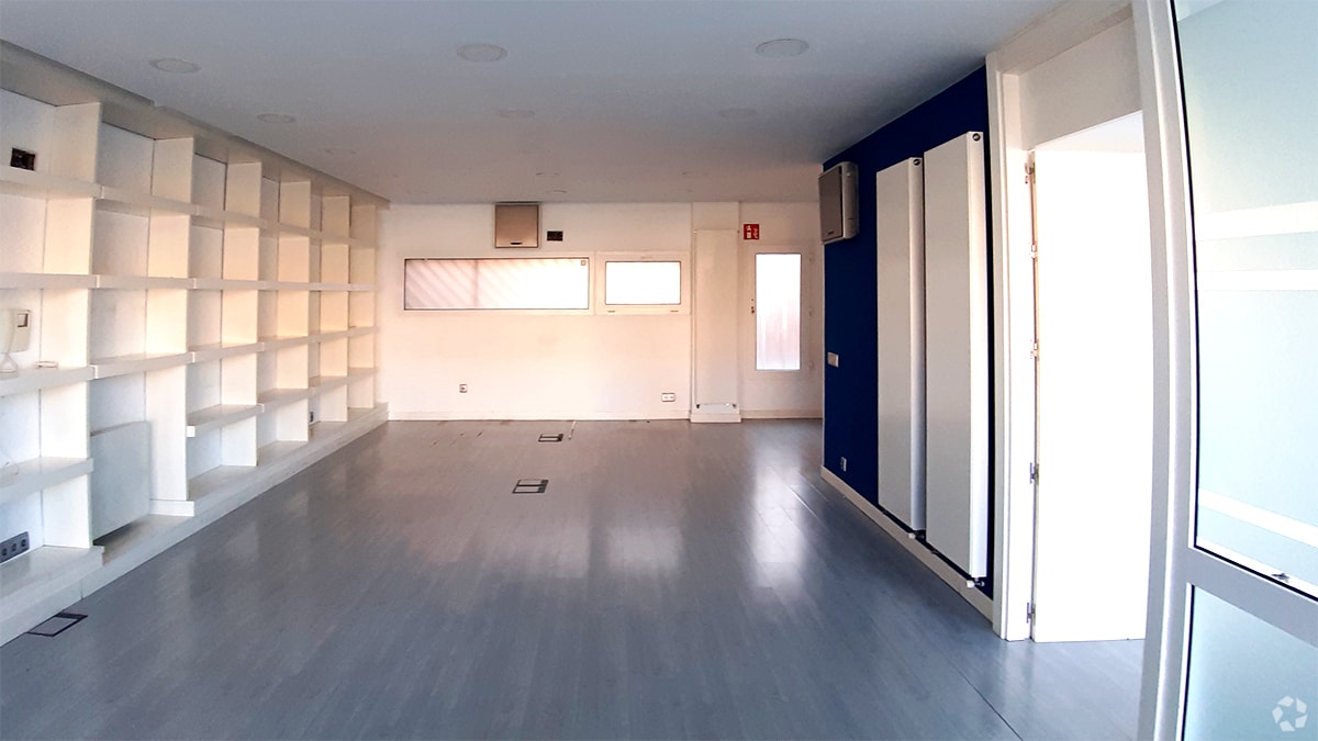 Calle Valdelasfuentes, 7, Alcobendas, MAD 28100 - Unit Puerta 04, Esc. 9 - - Interior Photo - Image 1 of 5