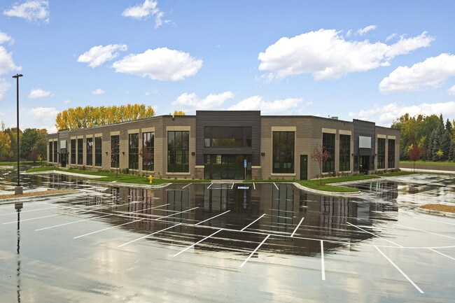 More details for 2800-2892 N Vicksburg Ln, Plymouth, MN - Flex for Lease
