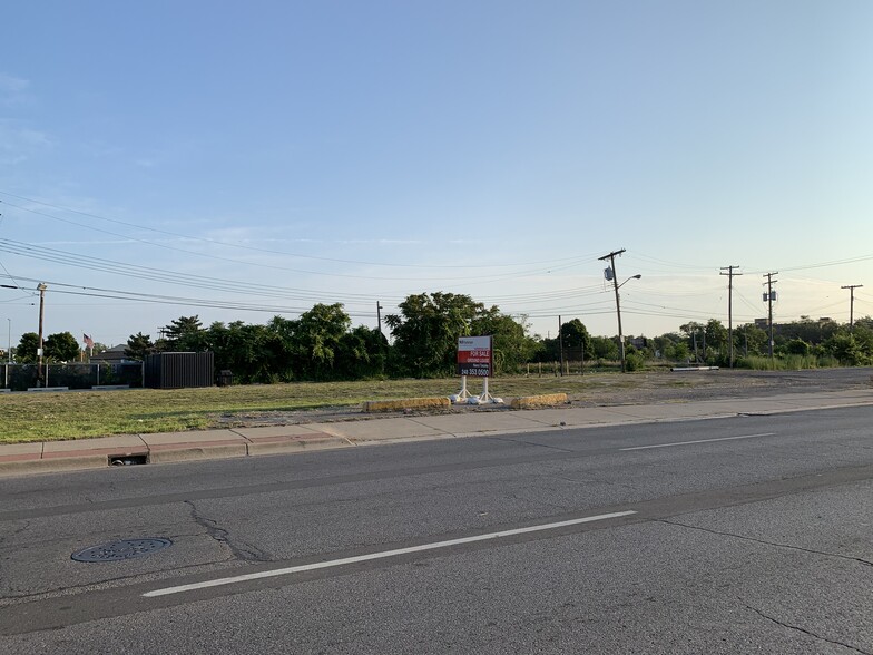 9430 Michigan Ave, Detroit, MI for sale - Building Photo - Image 3 of 5