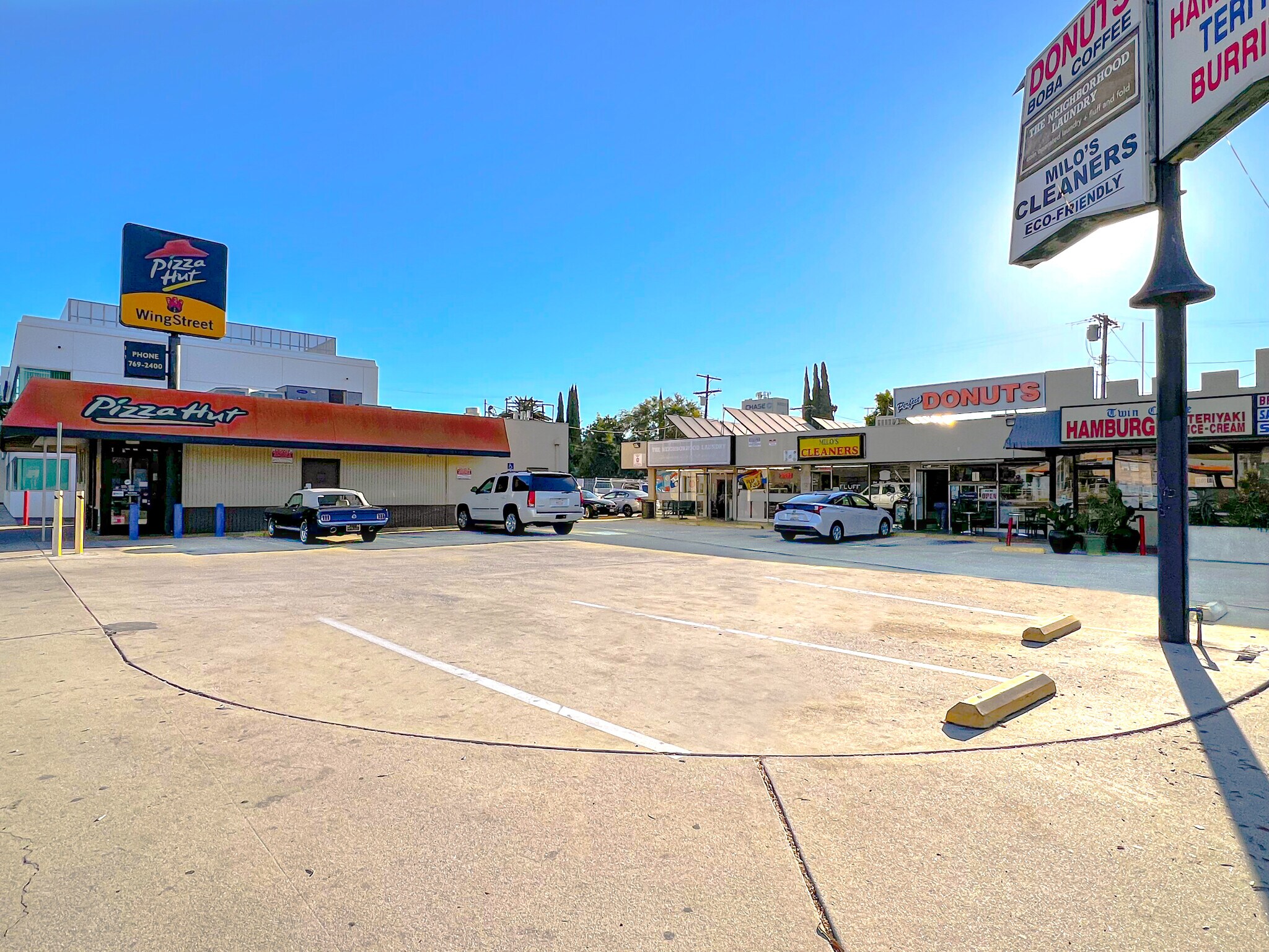 4400-4406 Vineland Ave, North Hollywood, CA à louer Photo principale- Image 1 de 5