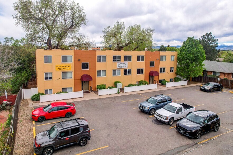9990 W 59th Pl, Arvada, CO à vendre - Photo principale - Image 1 de 16