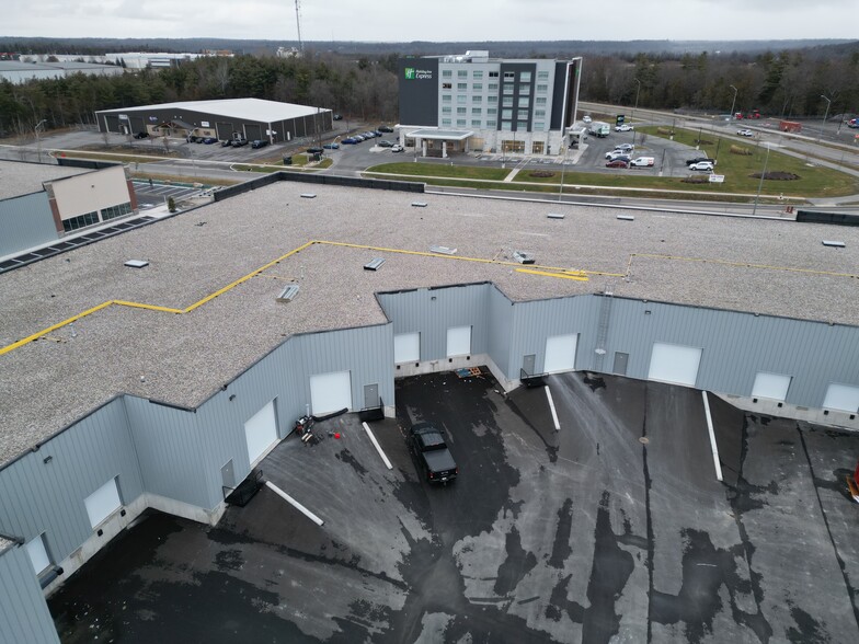 1325 Centennial Dr, Kingston, ON à louer - Aérien - Image 3 de 16