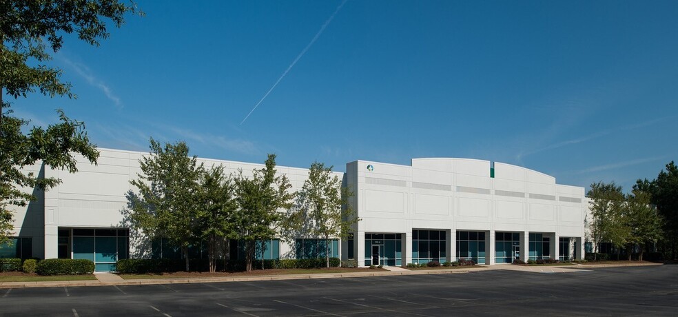 150 Satellite Blvd, Suwanee, GA for lease - Building Photo - Image 1 of 8