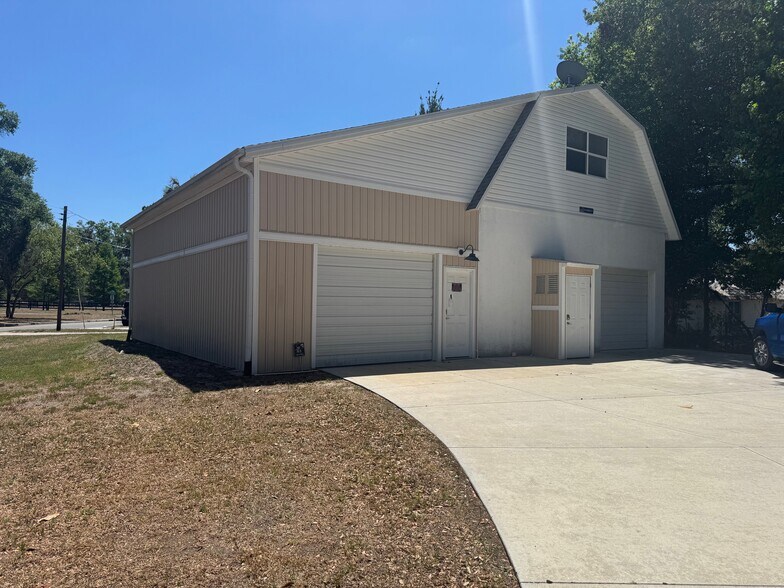 206 Barwick St, Wildwood, FL à vendre - Photo du bâtiment - Image 3 de 11