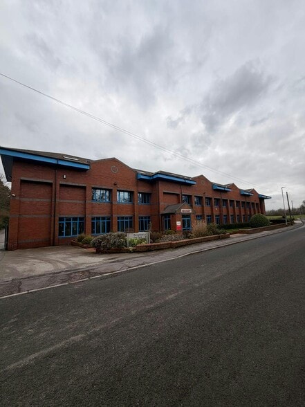 Moor Knoll Ln, East Ardsley for lease - Building Photo - Image 1 of 2