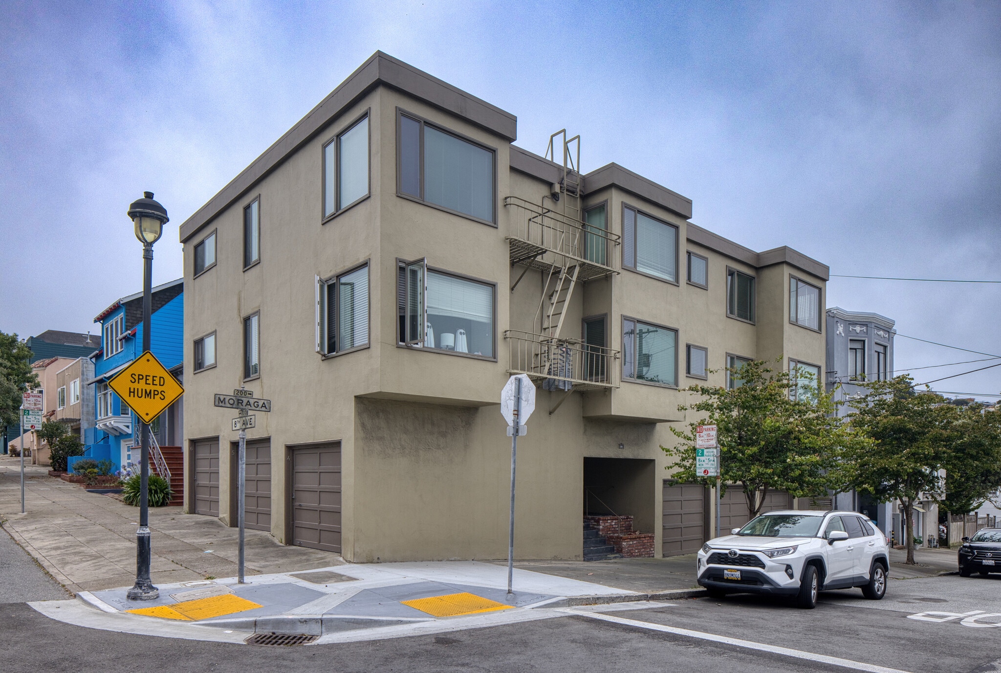 201 Moraga St, San Francisco, CA à vendre Photo du bâtiment- Image 1 de 11