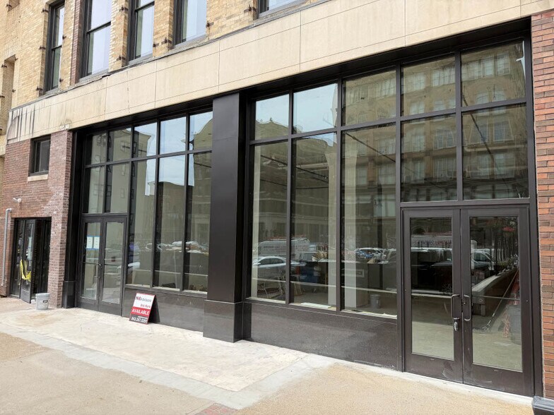 85 Weybosset St, Providence, RI à louer - Photo du bâtiment - Image 1 de 7