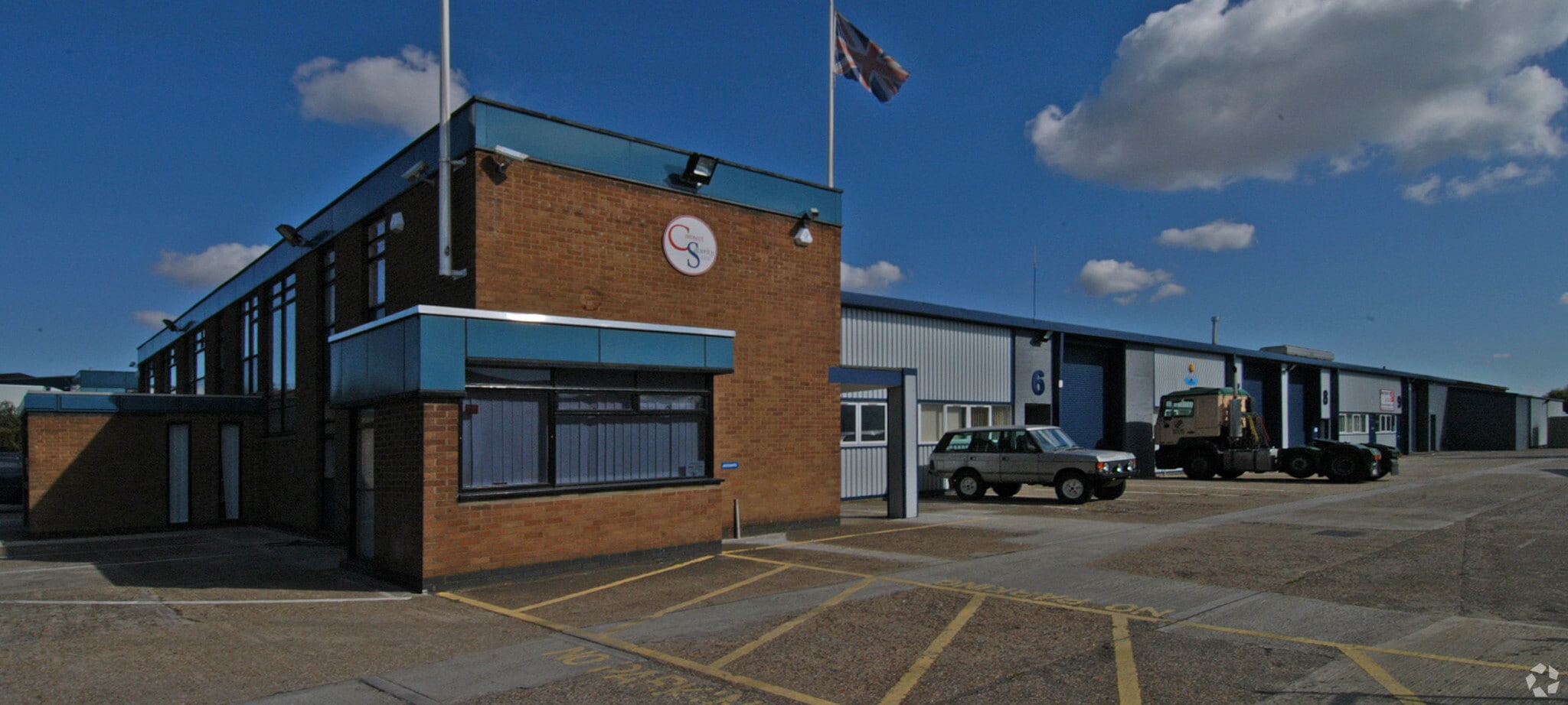 6-12 Bevan Close, Wellingborough à louer Photo du bâtiment- Image 1 de 5