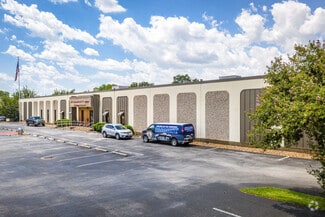 More details for 900 W 34th St, Houston, TX - Office for Lease