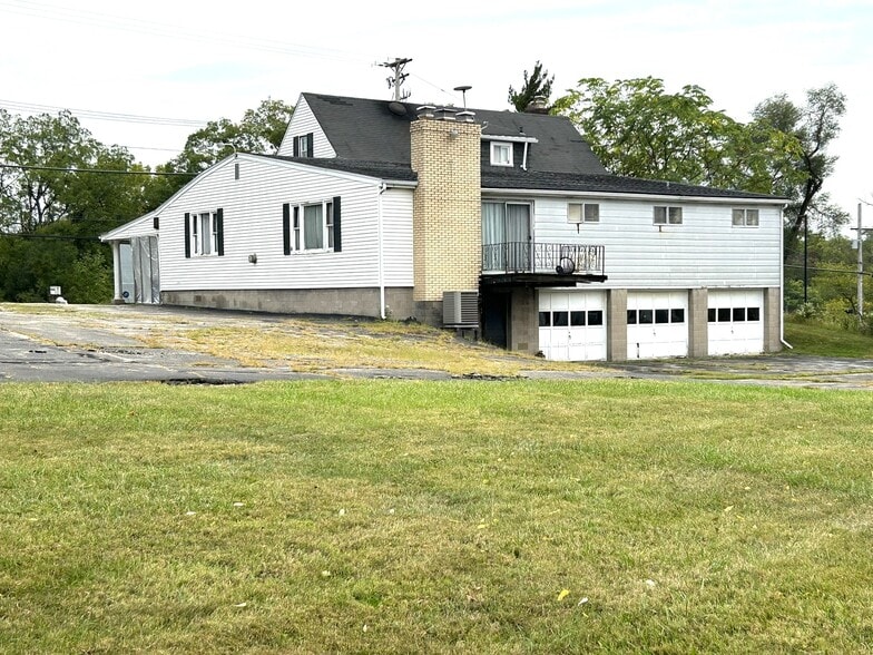 113 Fox Plan Rd, Monroeville, PA for sale - Building Photo - Image 1 of 54