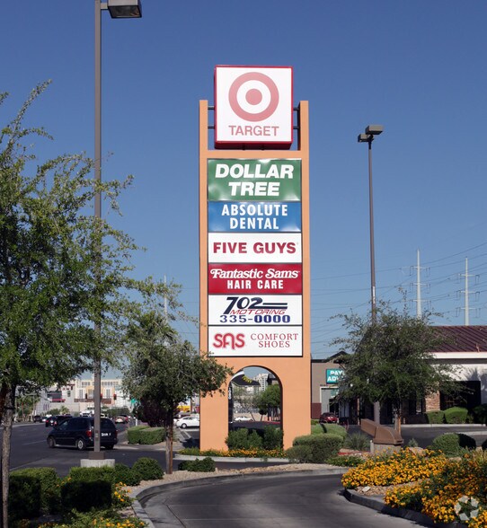 3993 S Maryland Pky, Las Vegas, NV for lease - Building Photo - Image 3 of 5