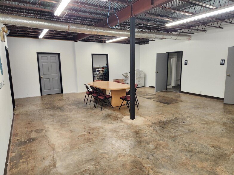 598 W Atlanta St SE, Marietta, GA à louer - Photo intérieure - Image 2 de 7