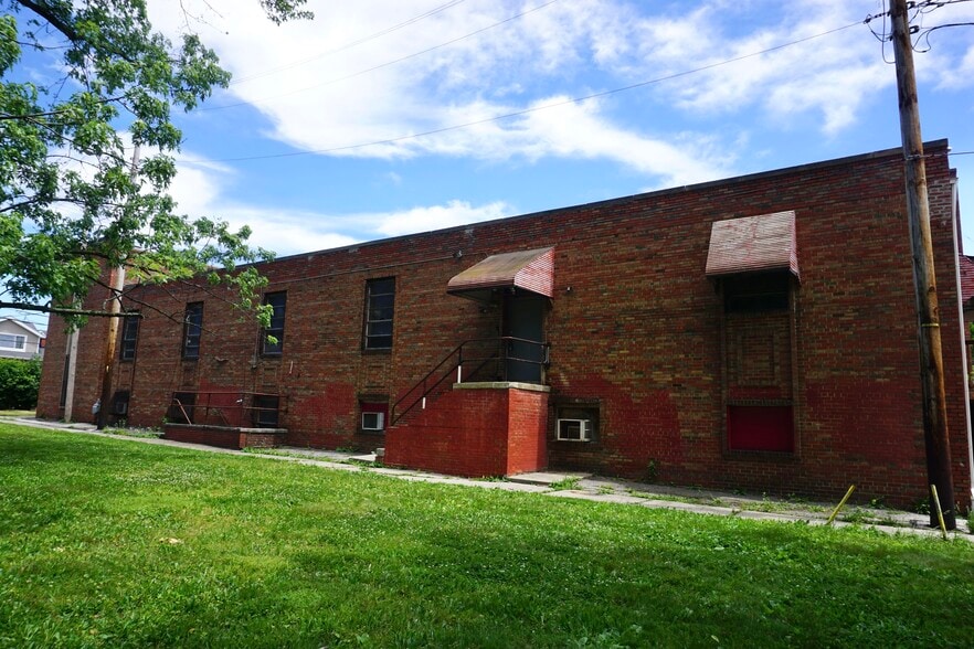 10004 Union Ave, Cleveland, OH à vendre - Photo du bâtiment - Image 3 de 18