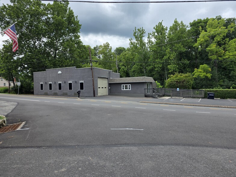 140 Gravel Pike, Green Lane, PA for lease - Building Photo - Image 1 of 15