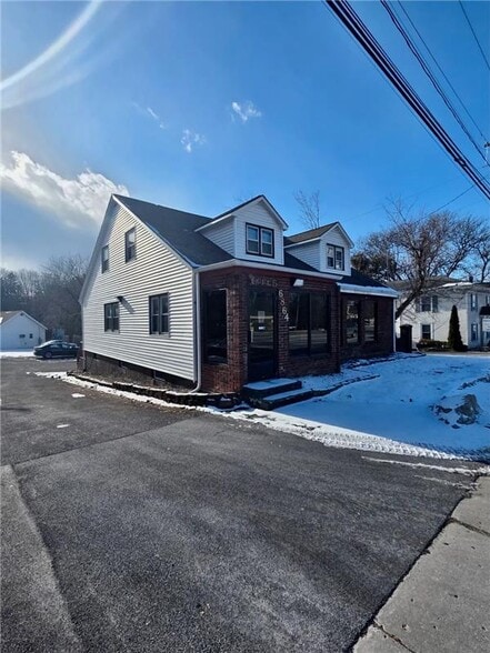 6864 E Genesee St, Fayetteville, NY à louer - Photo du bâtiment - Image 2 de 13