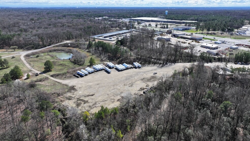 1610 W Hundred Rd, Chester, VA for lease - Building Photo - Image 3 of 7